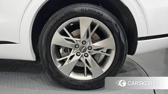 Genesis GV70 id 4268179 из Кореи 13