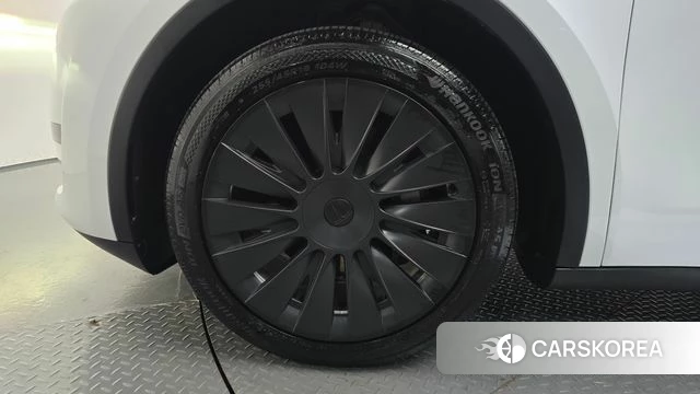 Tesla Model Y id 4762881 из Кореи 13
