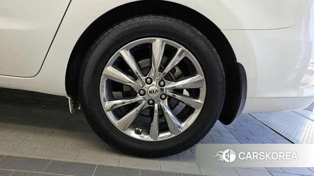 Kia The New Carnival id 4402978 из Кореи 13
