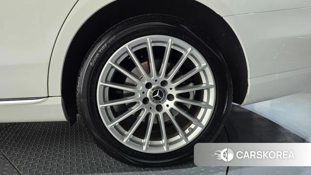 Mercedes-Benz E-Class W213 id 4540868 из Кореи 13