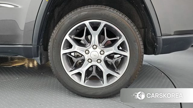 Jeep Grand Cherokee id 4775877 из Кореи 13