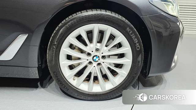 BMW 5 Series (G30) id 4344650 из Кореи 13