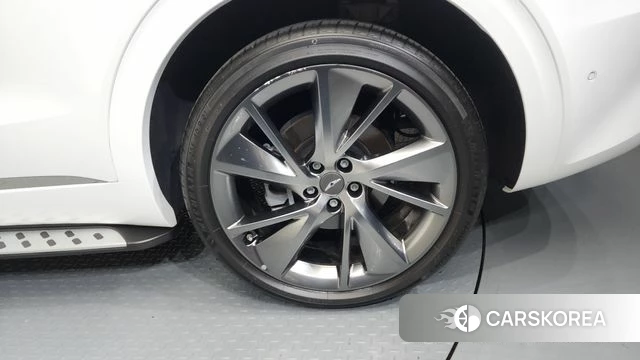 Genesis GV70 id 4282967 из Кореи 13
