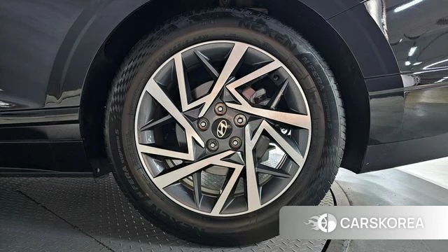 Hyundai Grandeur (GN7) id 4330016 из Кореи 13