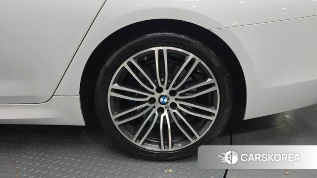 BMW 5 Series (G30) id 4770151 из Кореи 13