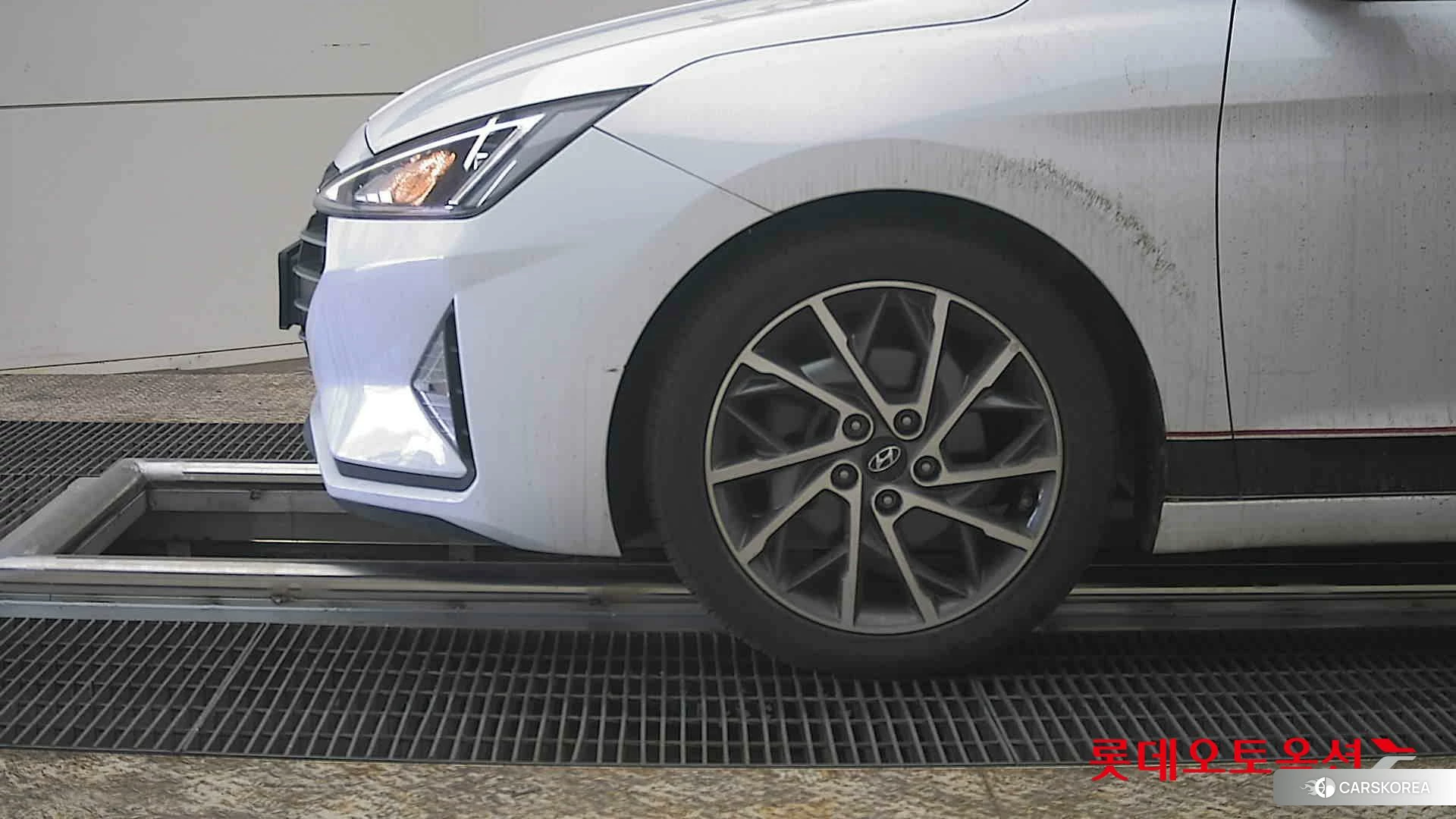 Hyundai Avante id 3869366 из Кореи 13