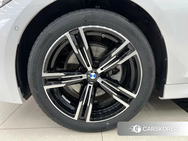 BMW 3 series id 4278681 из Китая 13