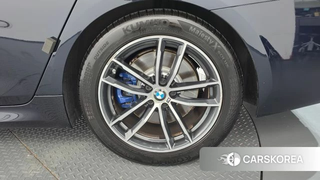 BMW 5 Series (G30) id 4793995 из Кореи 13