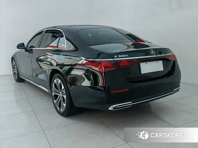 Mercedes-Benz E-class id 4300321 из Китая 13