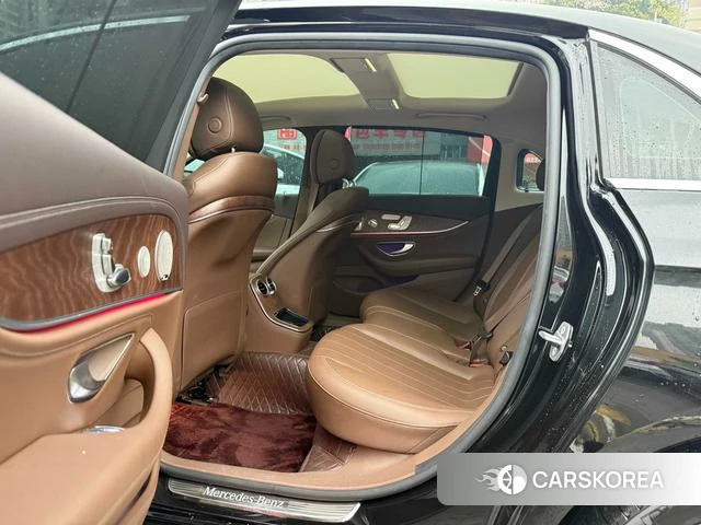 Mercedes-Benz E-class id 4313819 из Китая 13