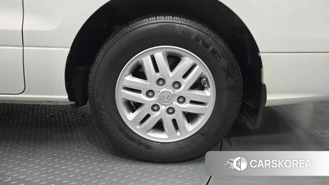Hyundai The New Grand Starex id 4642297 из Кореи 13