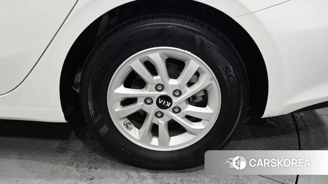 Kia Come New K3 id 4626292 из Кореи 13