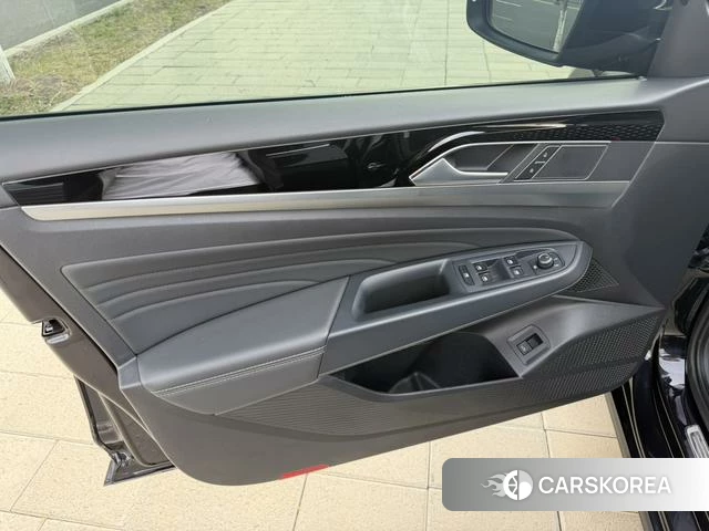 Volkswagen Passat id 4301472 из Китая 13