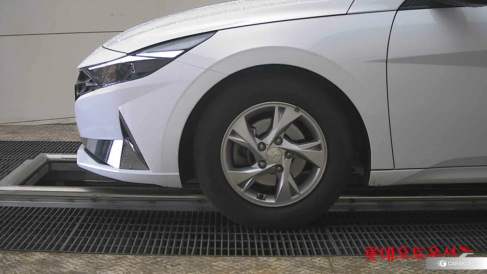 Hyundai Avante id 3869367 из Кореи 13