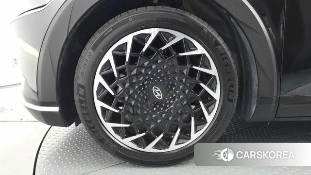 Hyundai Ionic 5 id 4739639 из Кореи 12