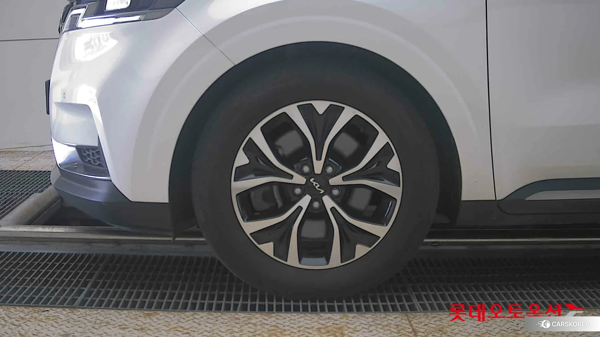 Kia Carnival id 4664344 из Кореи 13
