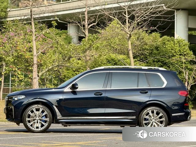 BMW X7 id 4274698 из Китая 13