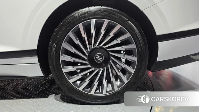 Hyundai Grandeur Hybrid (GN7) id 4710899 из Кореи 13