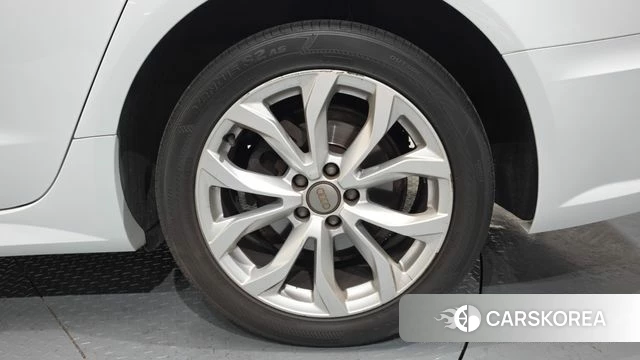Audi New A6 id 4502663 из Кореи 13