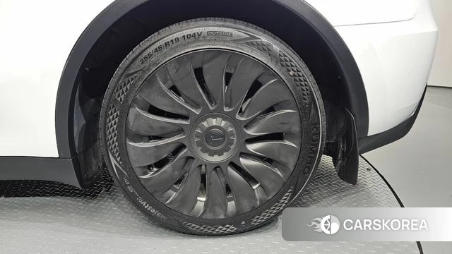 Tesla Model Y id 4608067 из Кореи 13