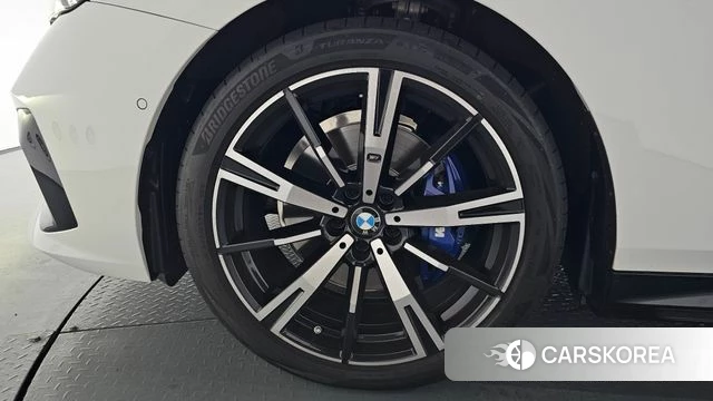BMW 5 Series (G60) id 4375033 из Кореи 13