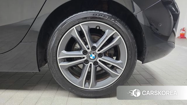 BMW 1 Series (F40) id 4376969 из Кореи 13