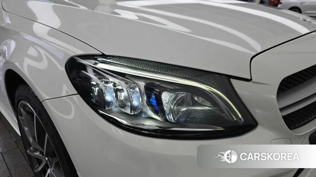 Mercedes-Benz C-Class W205 id 4604810 из Кореи 13