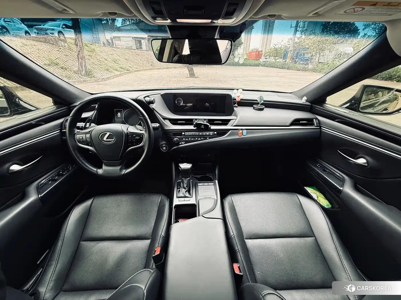 Lexus ES id 4576509 из Китая 14