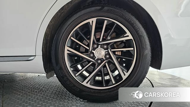 Hyundai The New Grandeur IG id 4429191 из Кореи 13