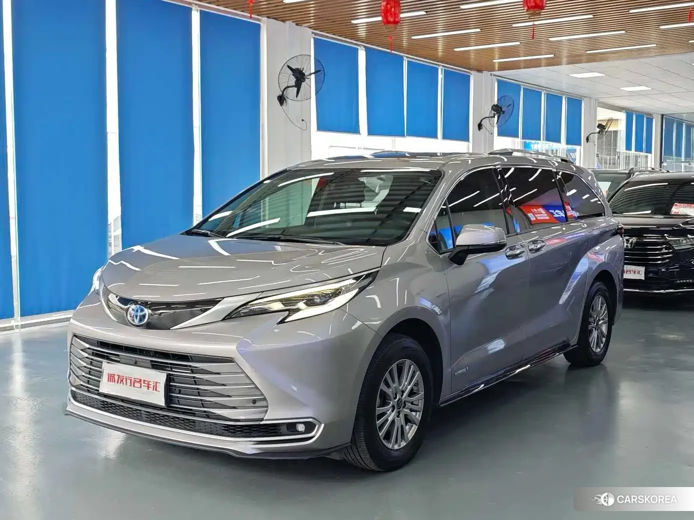 Toyota Sienna id 4681202 из Китая 13