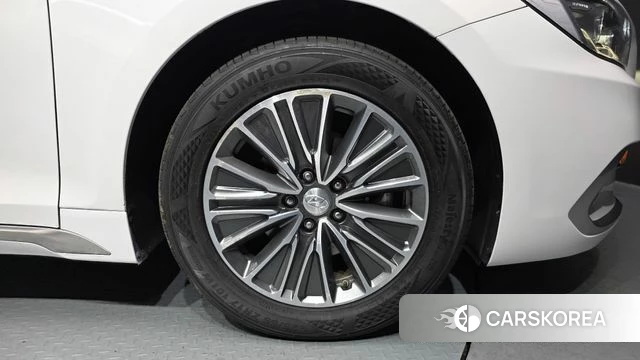 Hyundai Grandeur IG Hybrid id 4233035 из Кореи 13