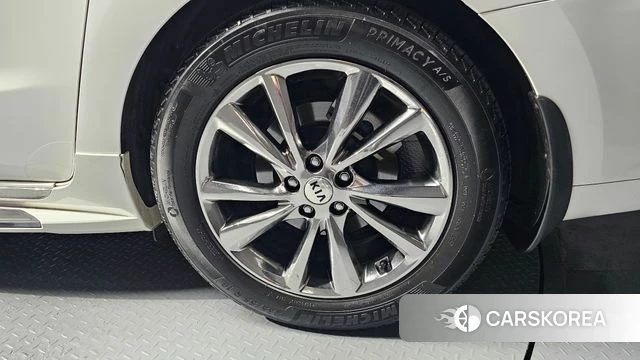 Kia The New Carnival id 4339717 из Кореи 13