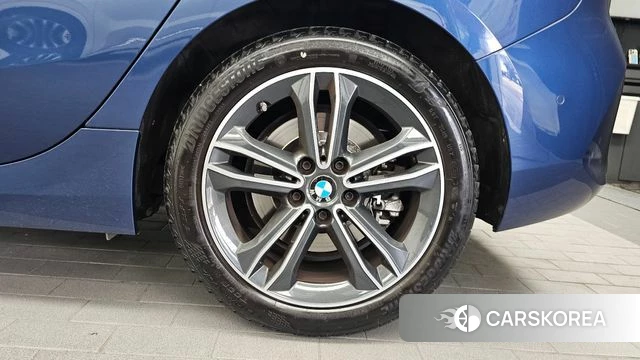 BMW 1 Series (F40) id 4880969 из Кореи 13
