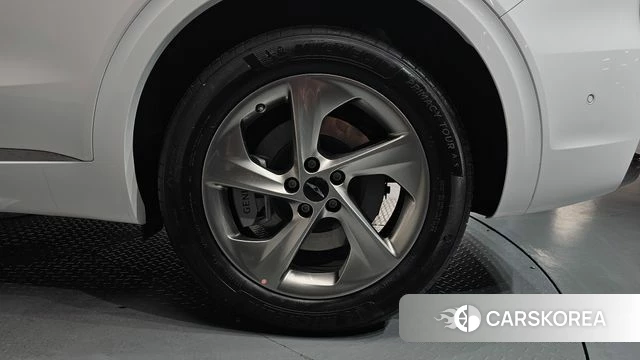 Genesis GV70 id 4321879 из Кореи 13
