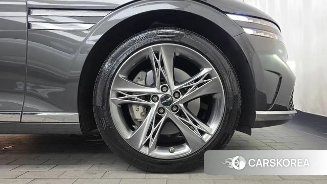Genesis G90 (RS4) id 4905789 из Кореи 13