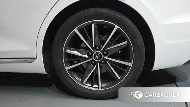 Hyundai The New Grandeur IG id 4937114 из Кореи 13