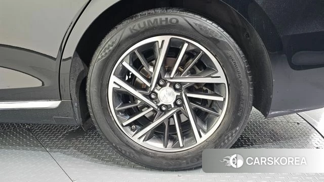 Hyundai The New Grandeur IG id 4637131 из Кореи 13