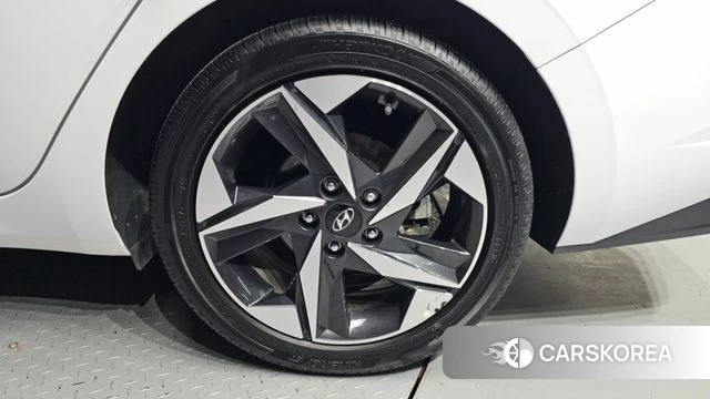 Hyundai Avante Hybrid (CN7) id 4195614 из Кореи 13