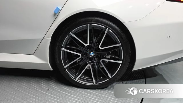 BMW M5 (G90) id 4548603 из Кореи 13