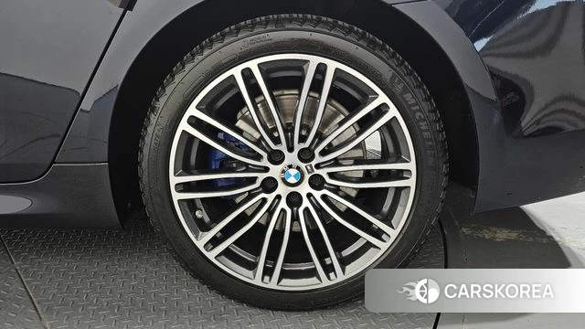 BMW 5 Series (G30) id 4390450 из Кореи 13