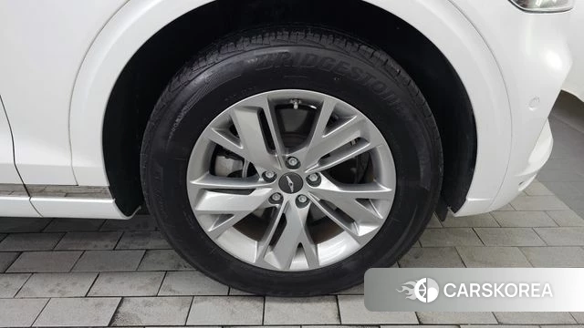 Genesis GV70 id 4671015 из Кореи 13