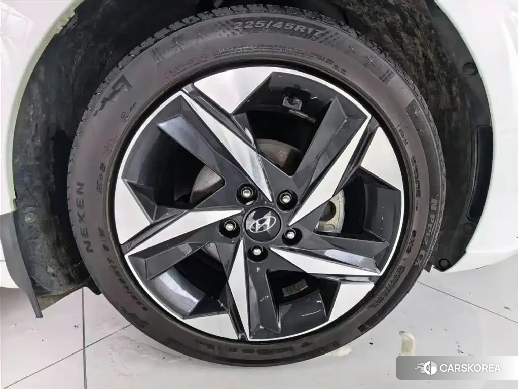 Hyundai Elantra id 4664463 из Китая 13