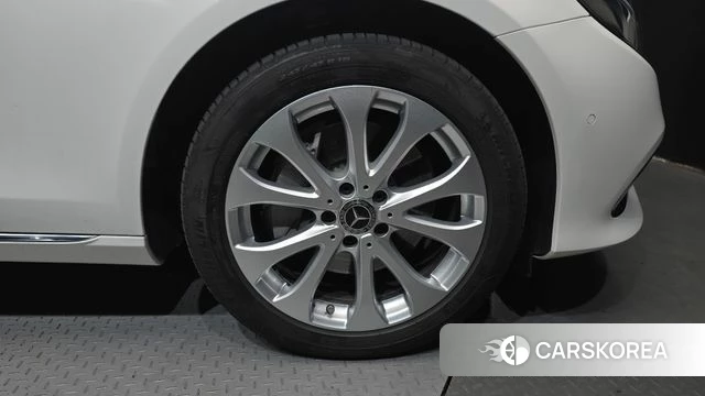 Mercedes-Benz E-Class W213 id 4794400 из Кореи 13