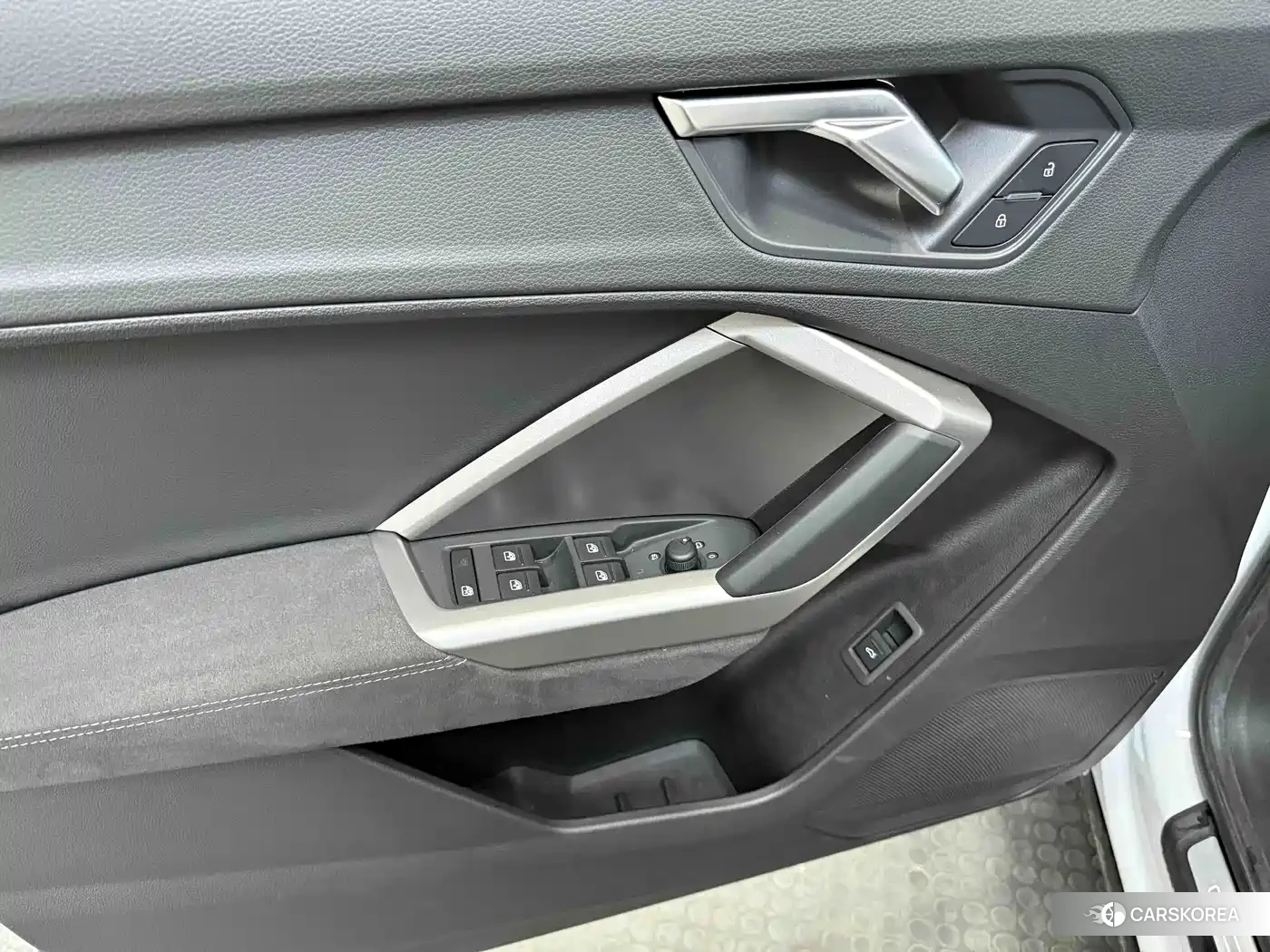 Audi Q3 id 4649242 из Китая 13