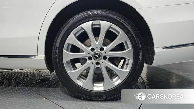 Mercedes-Benz E-Class W213 id 4605037 из Кореи 13