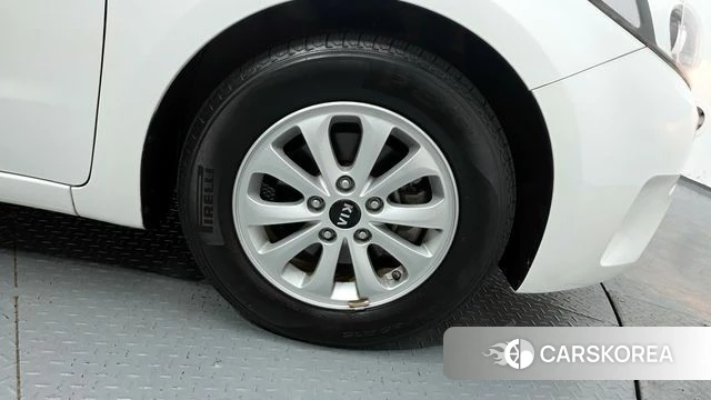 Kia The New K3 id 4305193 из Кореи 13