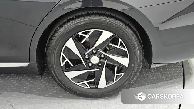 Hyundai The New Grandeur IG Hybrid id 4410011 из Кореи 13