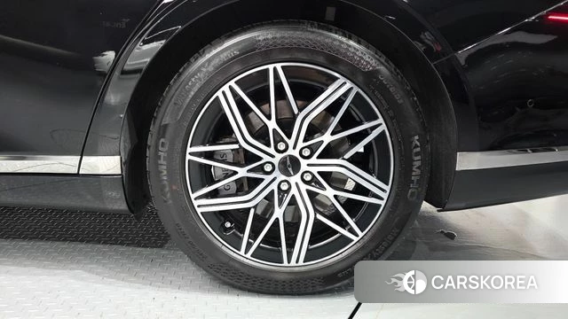 Genesis G90 (RS4) id 4847994 из Кореи 13
