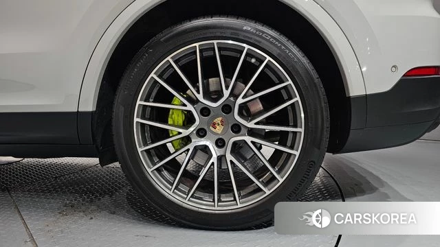 Porsche Cayenne (PO536) id 4687219 из Кореи 13