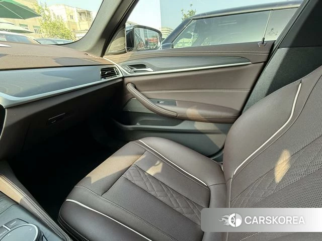 BMW 5 series id 4190426 из Китая 13